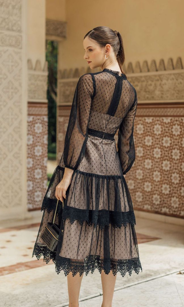 Amarintha Dress in Black