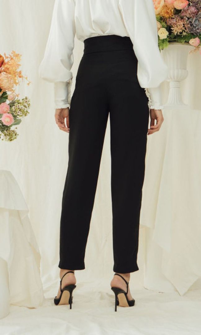 Cosmo Pants in Black