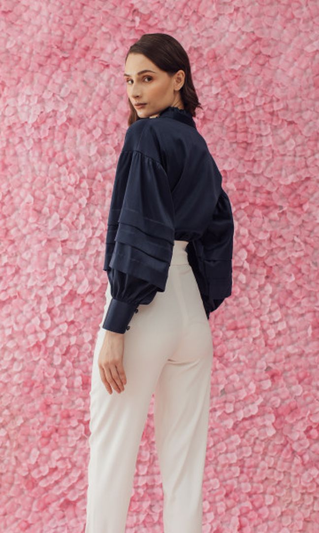 Cassey Shirt in Navy