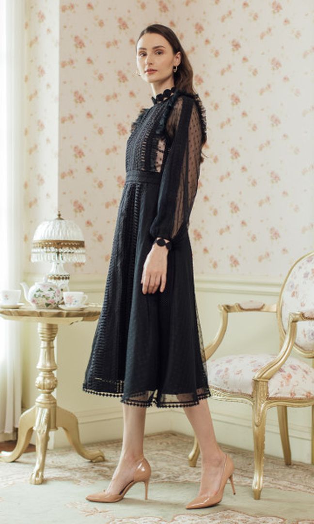 Quinn Dress in Black