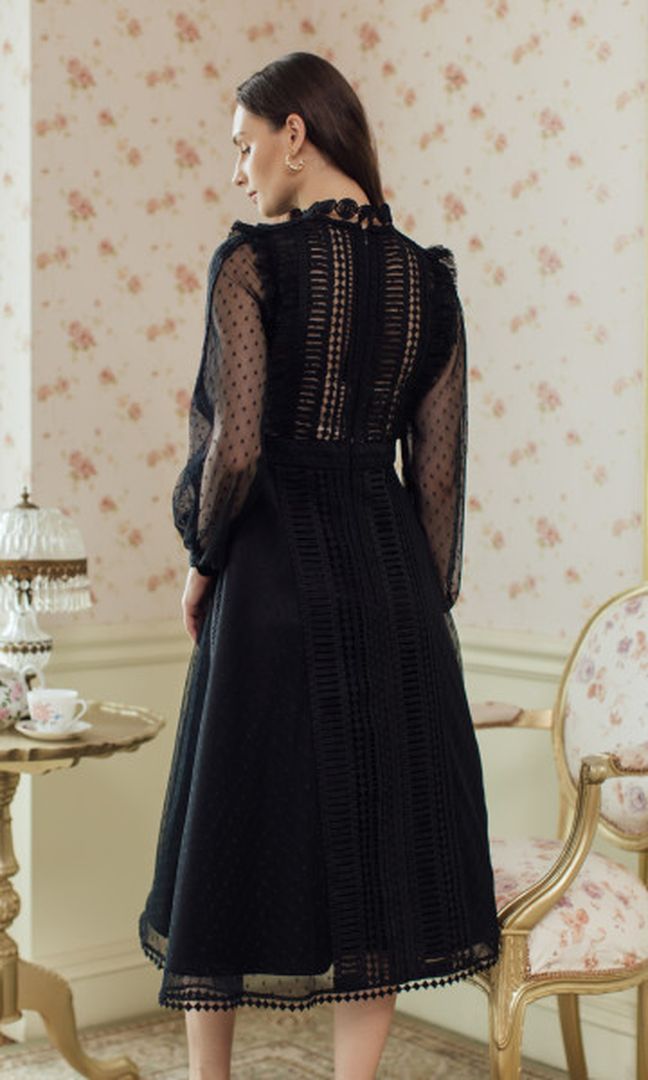 Quinn Dress in Black
