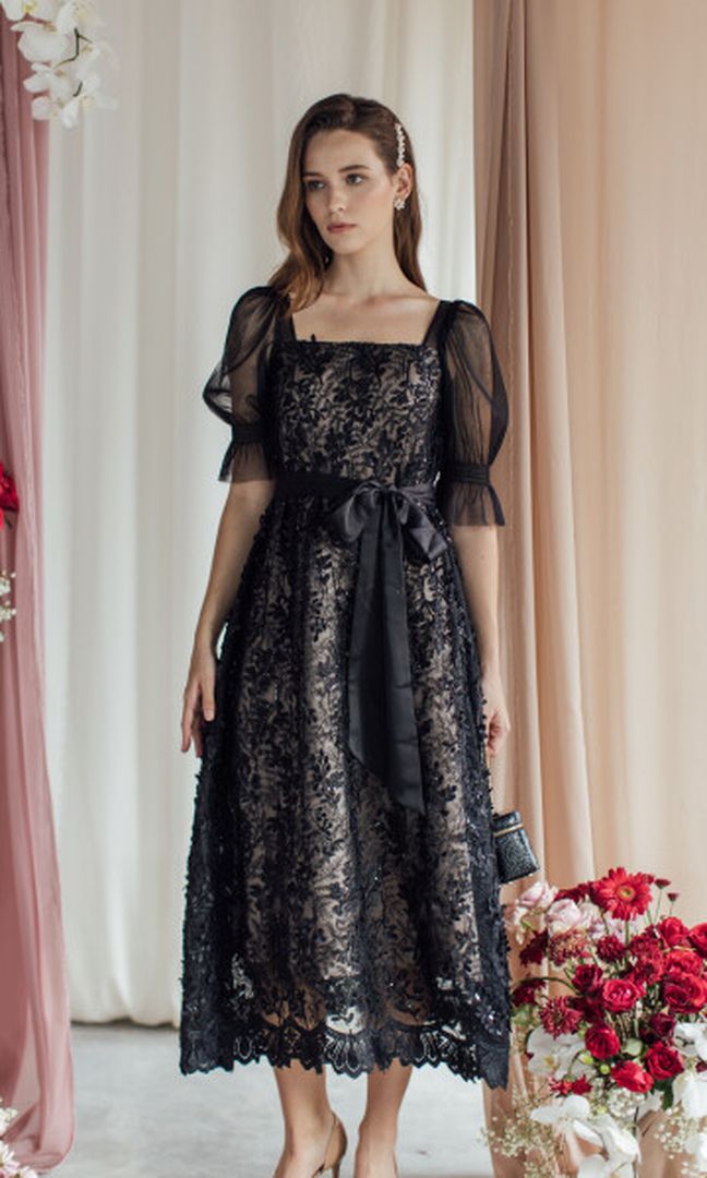 Icy Dress in Black