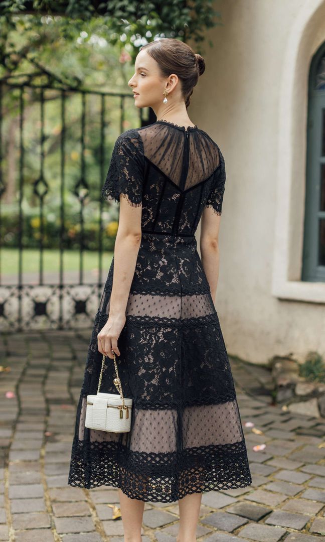 Calendula Dress in Black