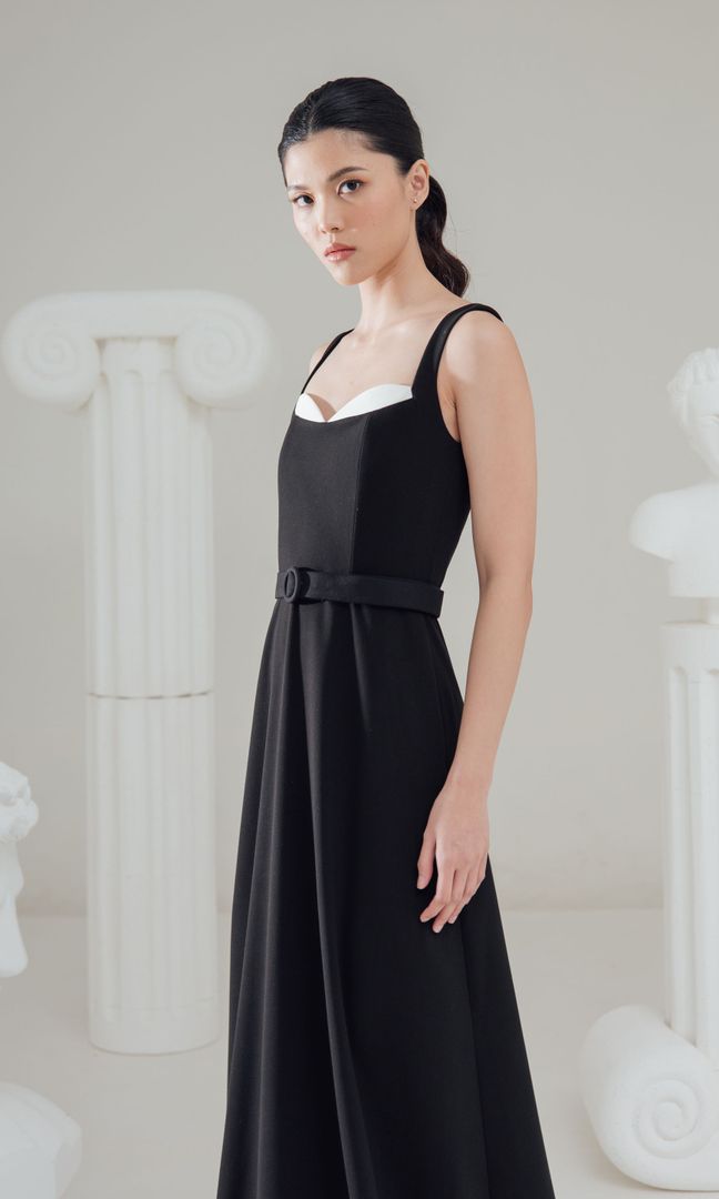 Frost Dress in Black