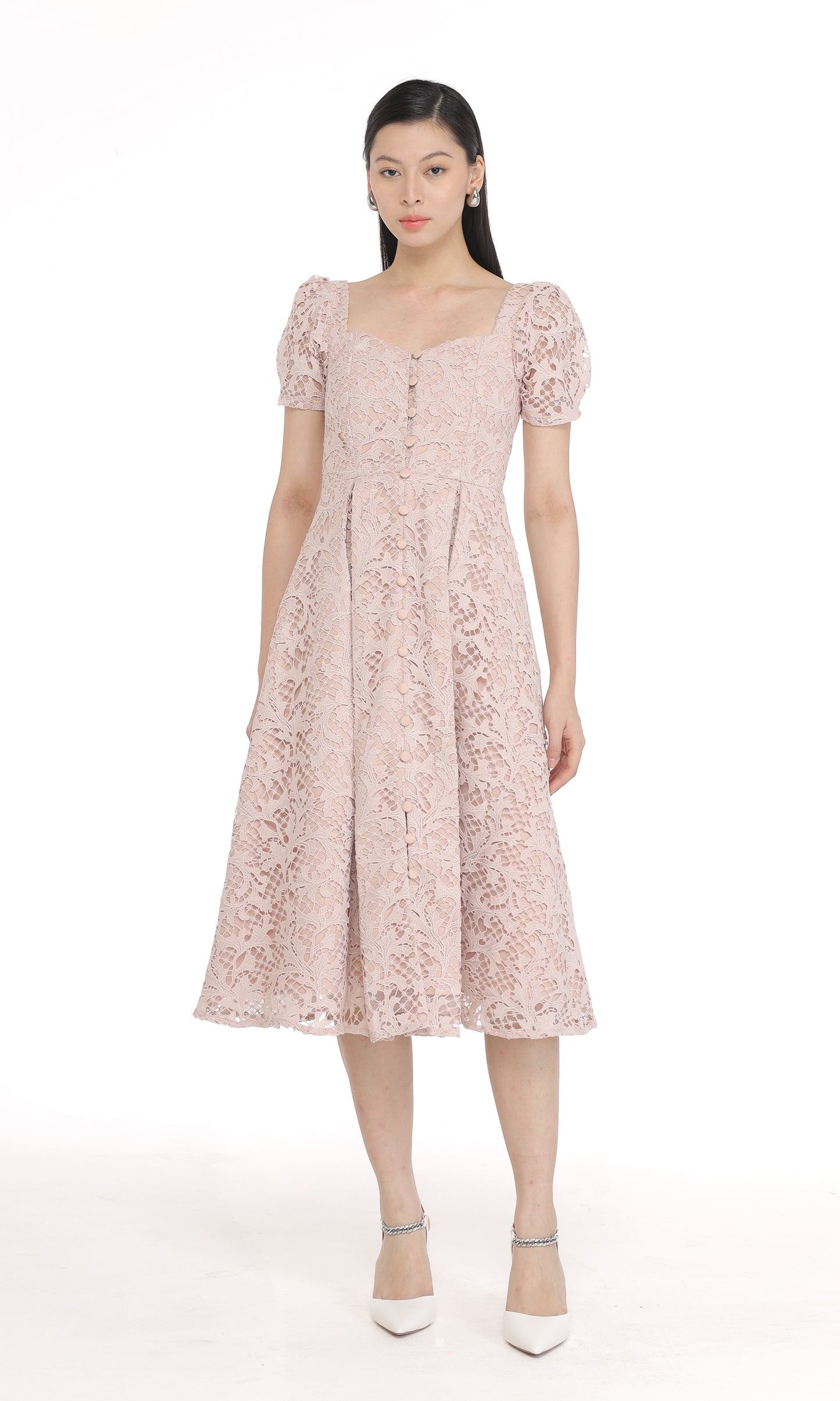 Leesal Dress in Champagne
