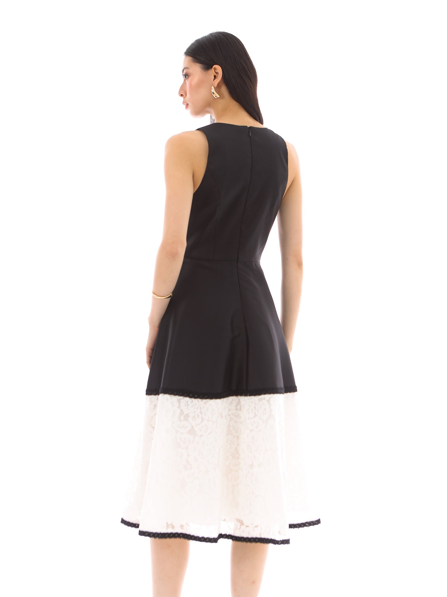 Meredith Dress in Black/White