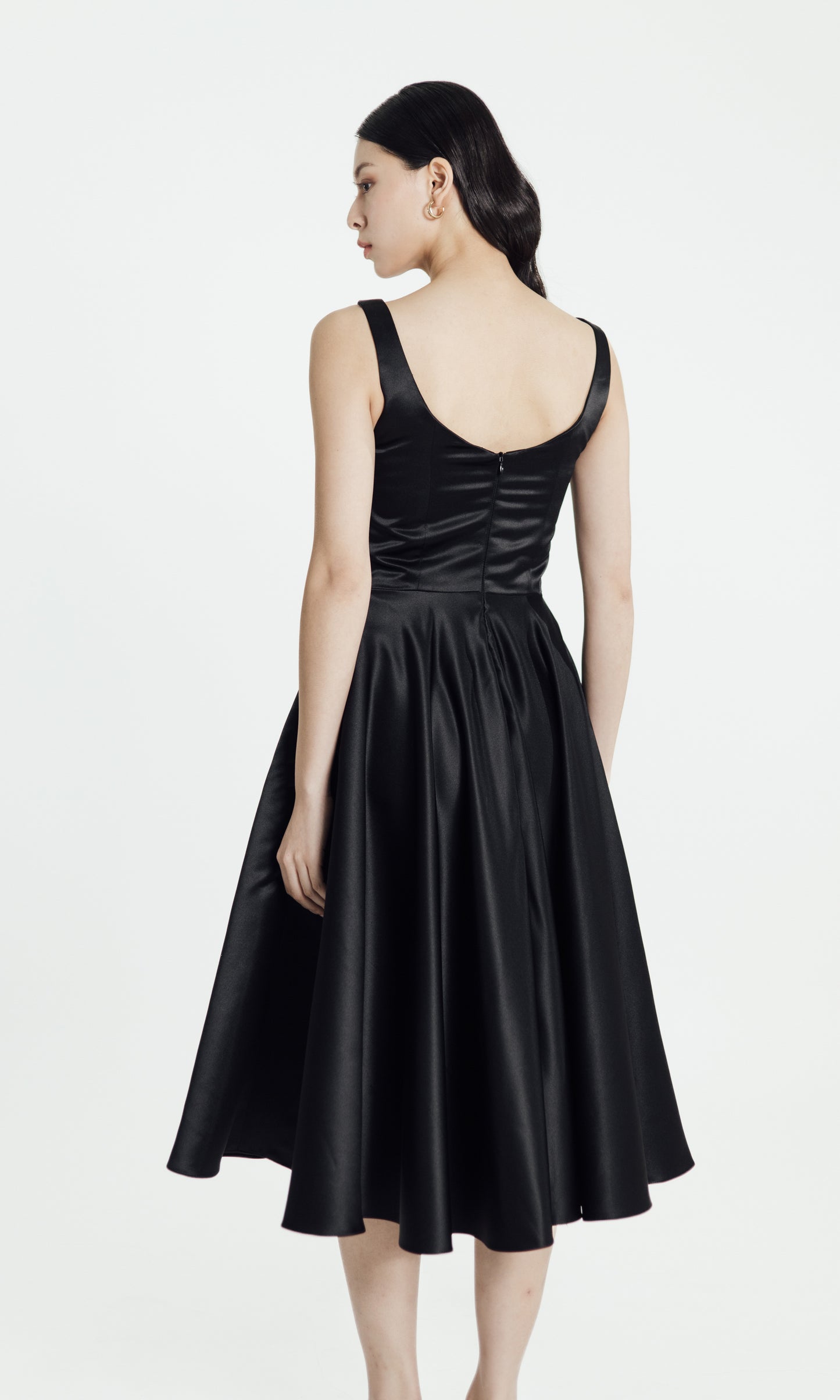 Sunbeam Dress in Black