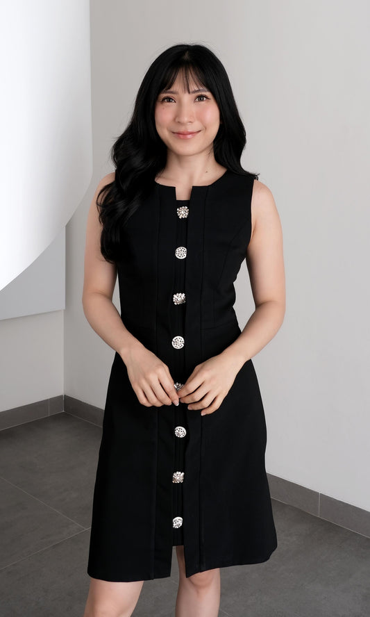 Nutmeg Dress in Black