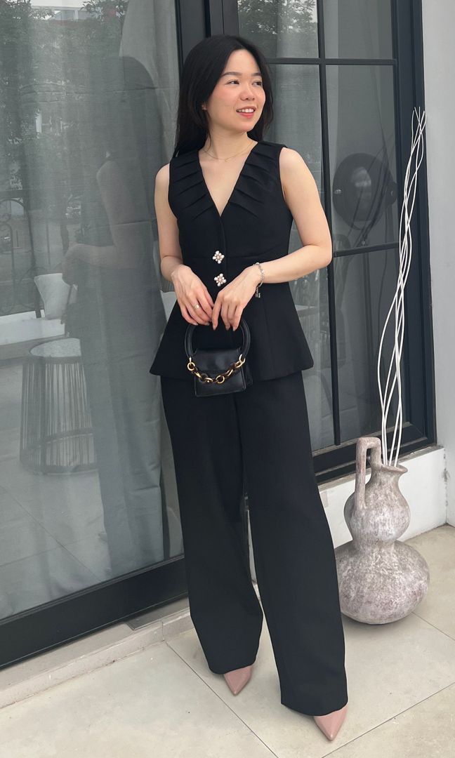 Admiral Set in Black