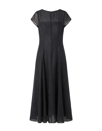 Larah Dress in Black