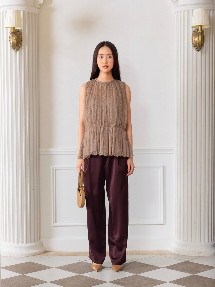 Ryland Top in Mocca
