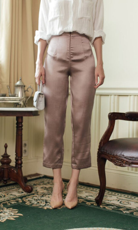 Yara Pants in Mauve (Ready XS)