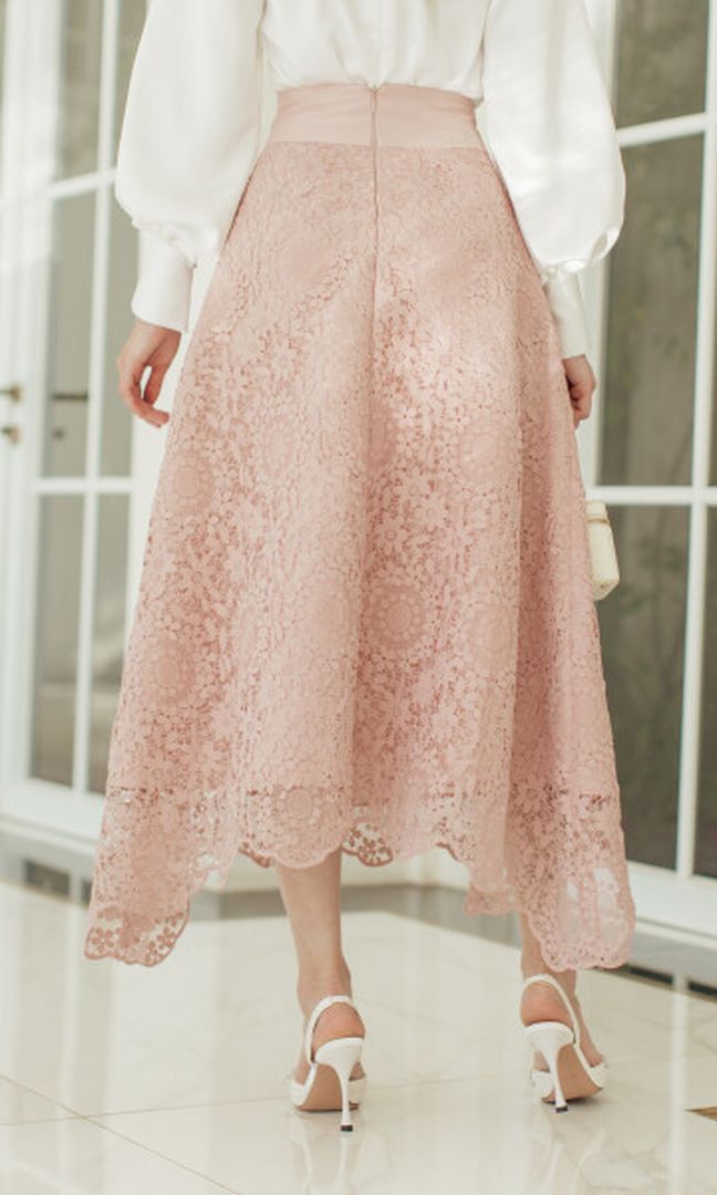 Celine Skirt in Dusty Pink