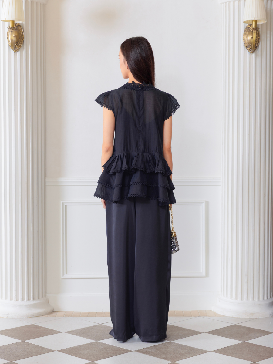 Sheri Top in Black