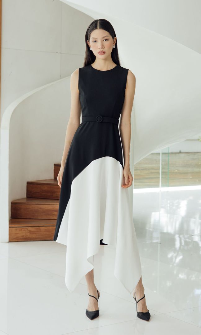 Acacia Dress in Black/White