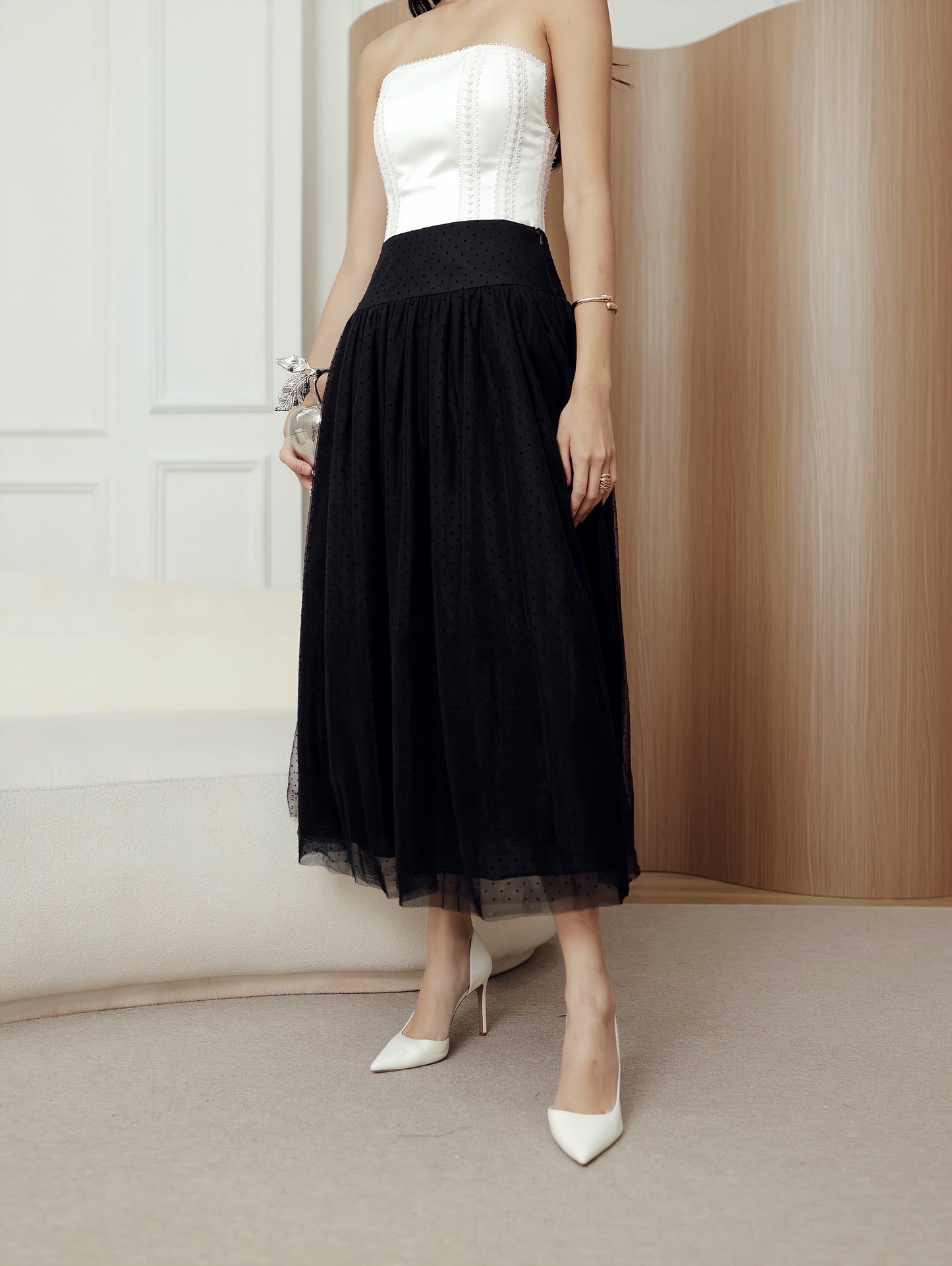 Luu Skirt in Black