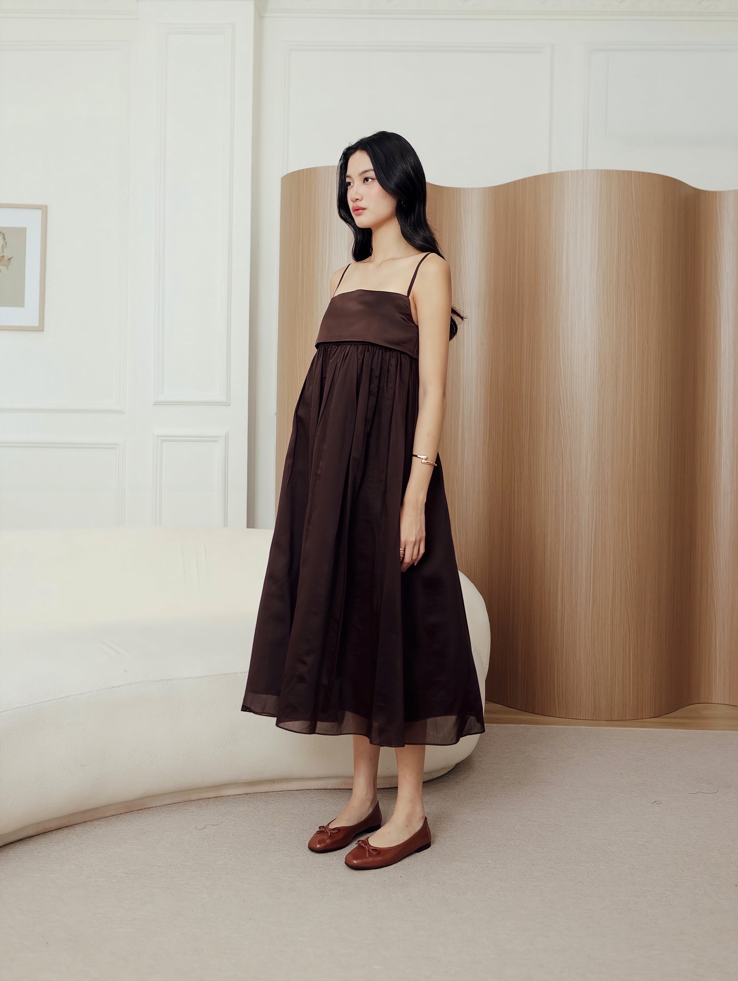 Remly Dress in Deep Brown