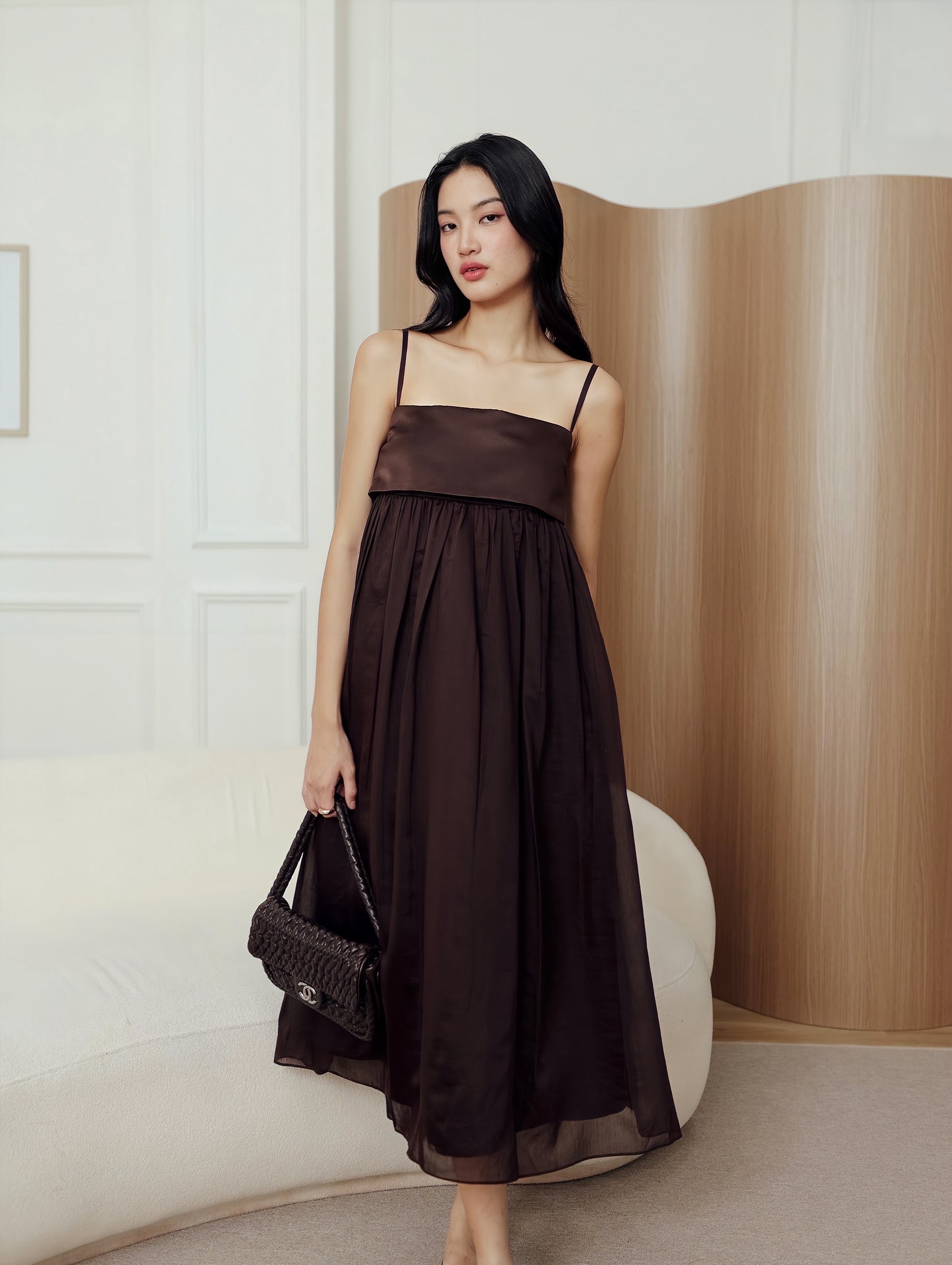 Remly Dress in Deep Brown
