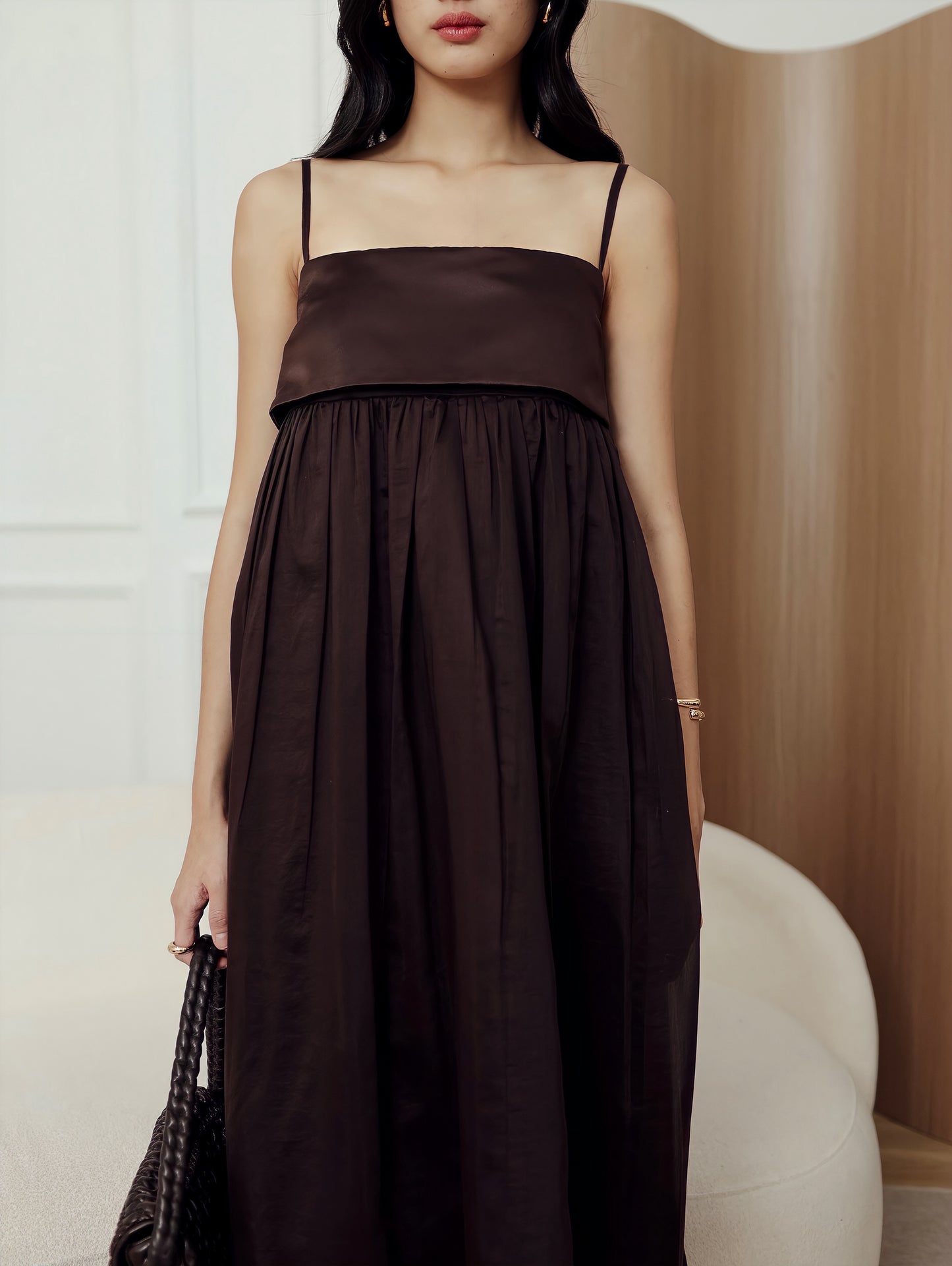 Remly Dress in Deep Brown