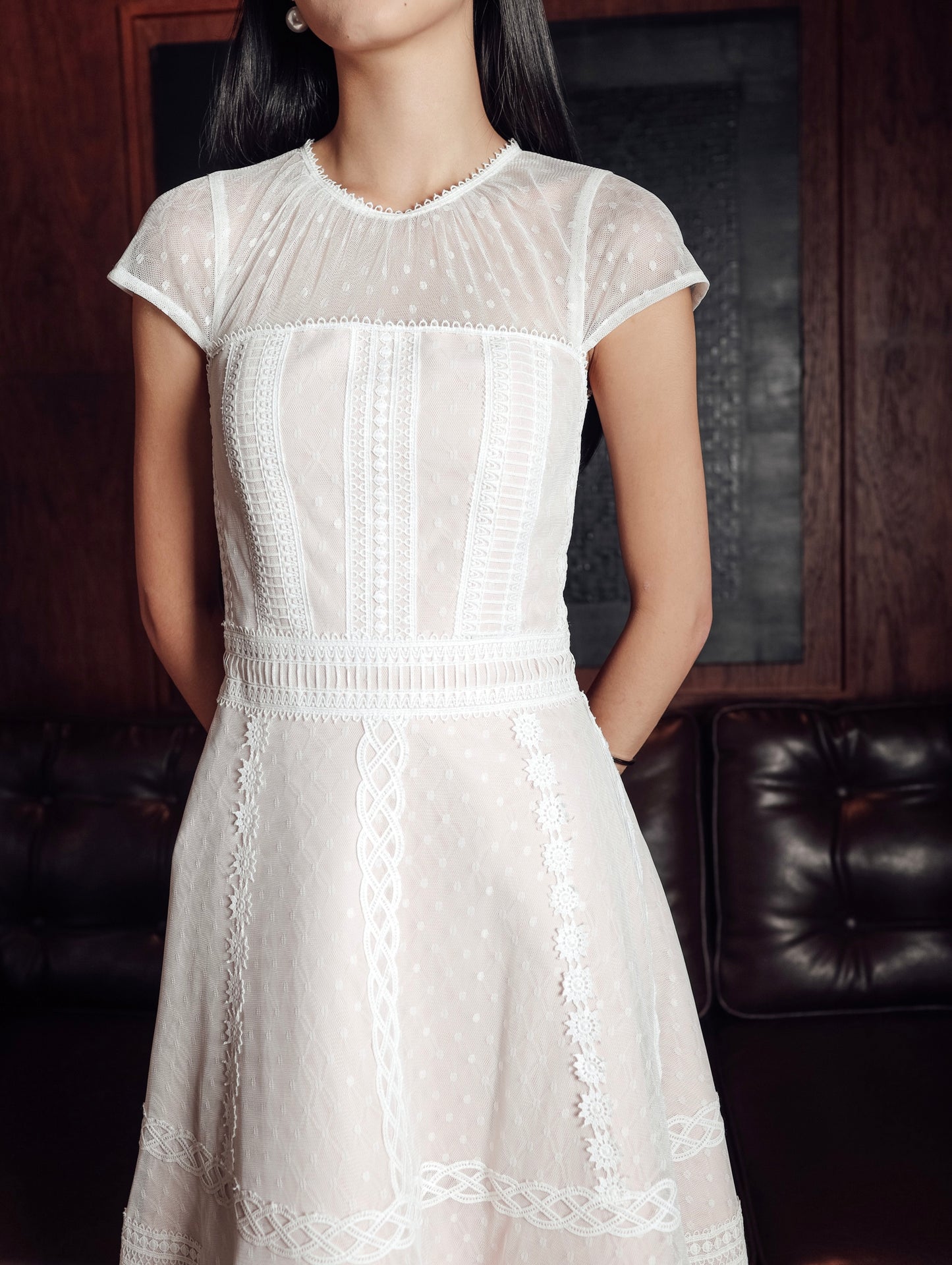 Nero Dress in White