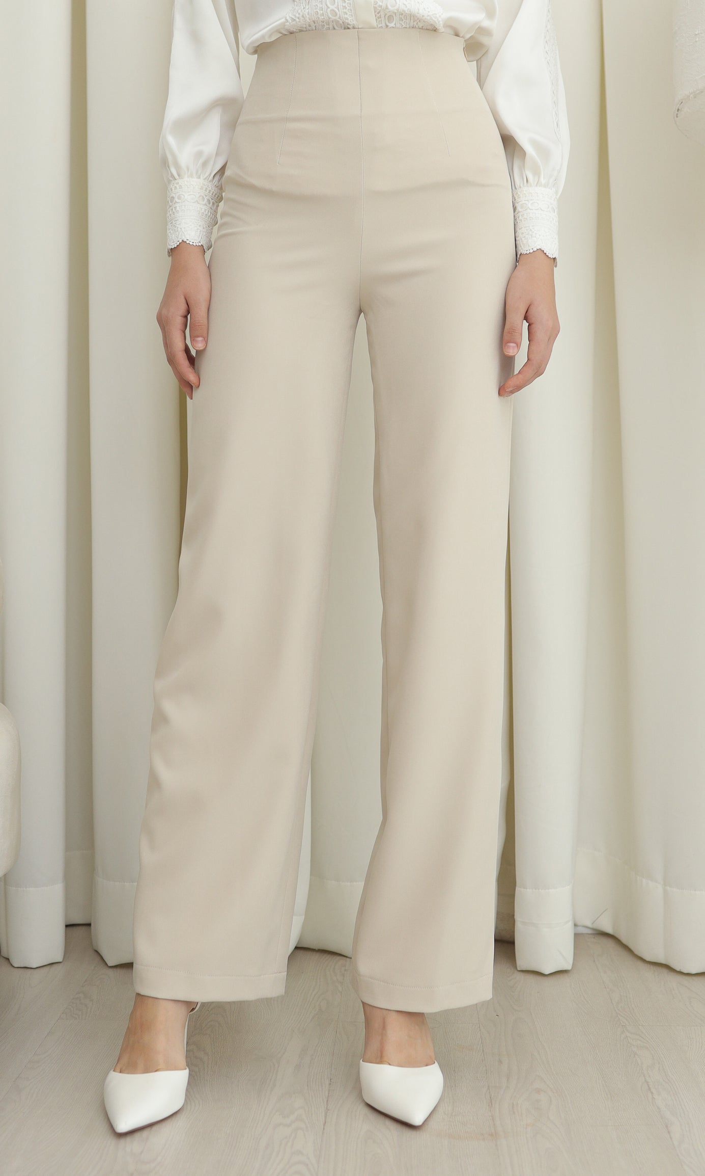 Rowan Pants in Cream