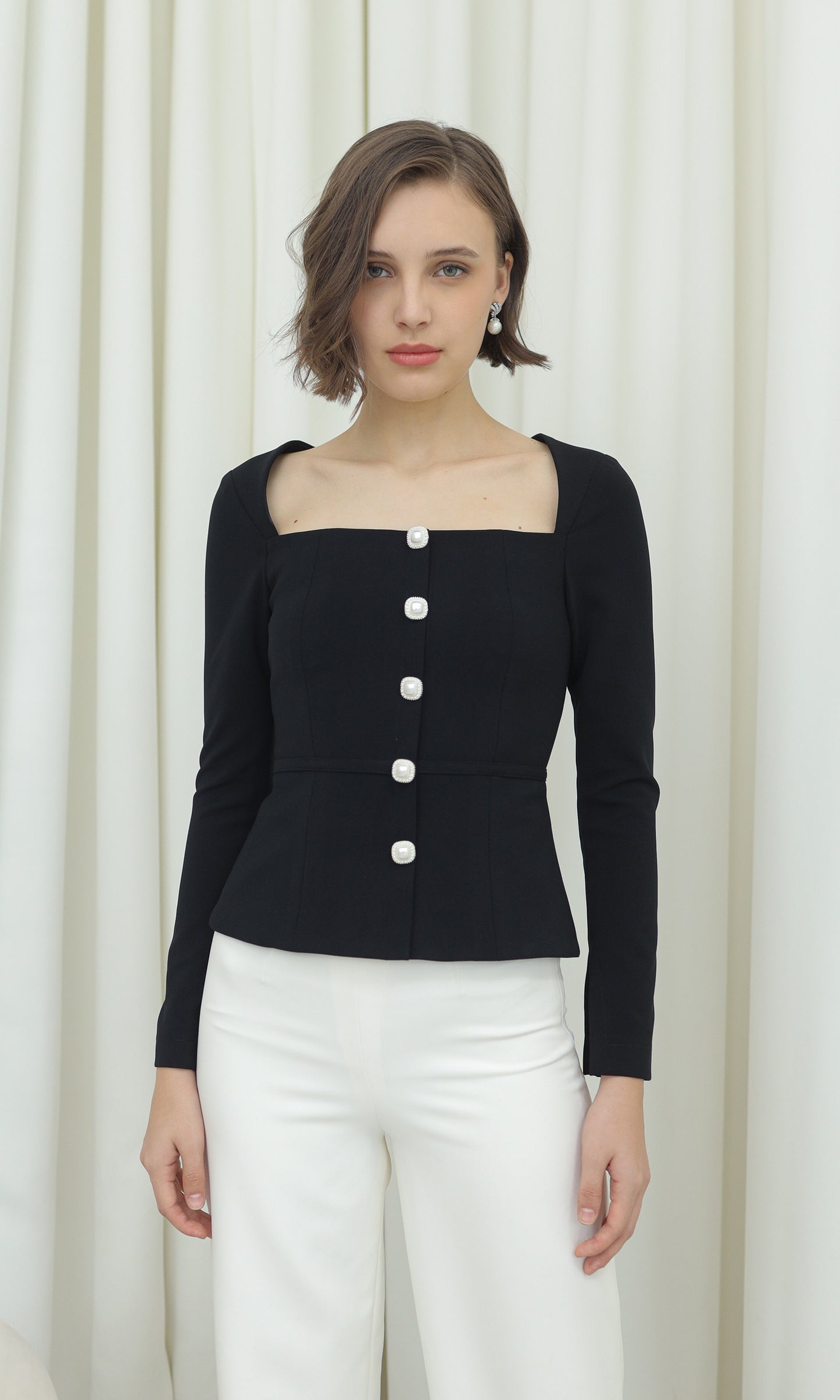 Petra Top in Black