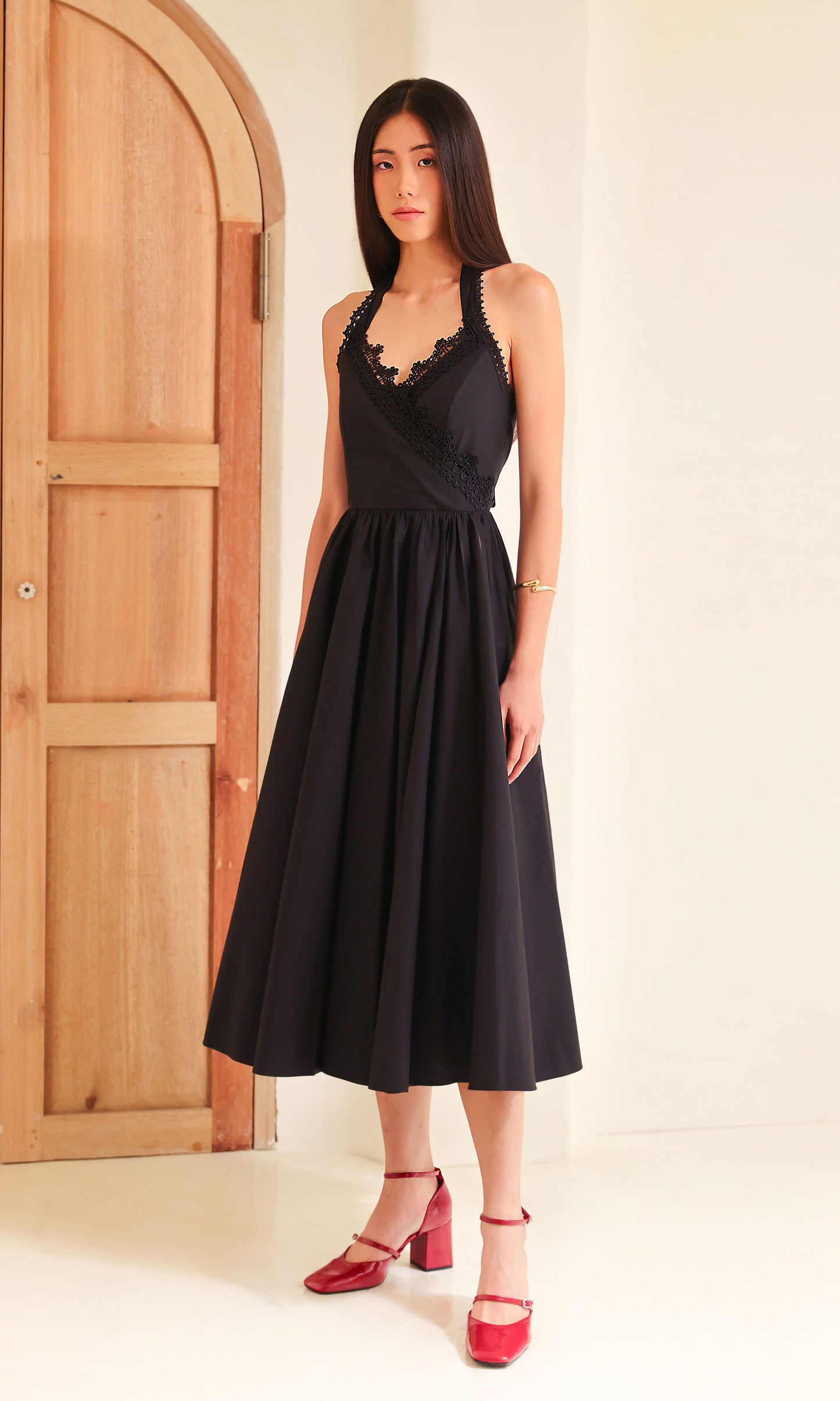 Alani Dress in Black