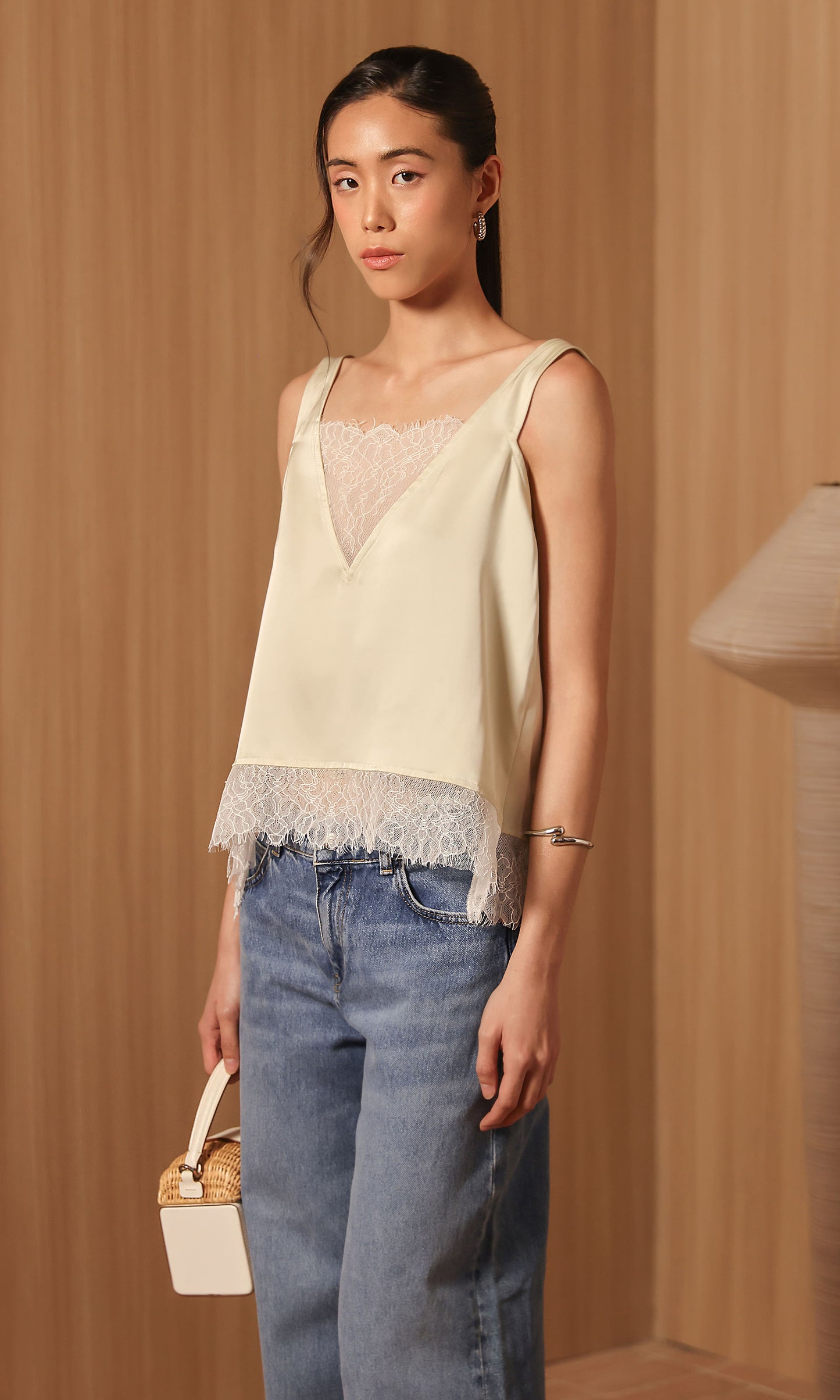 Sol Top in Eggshell