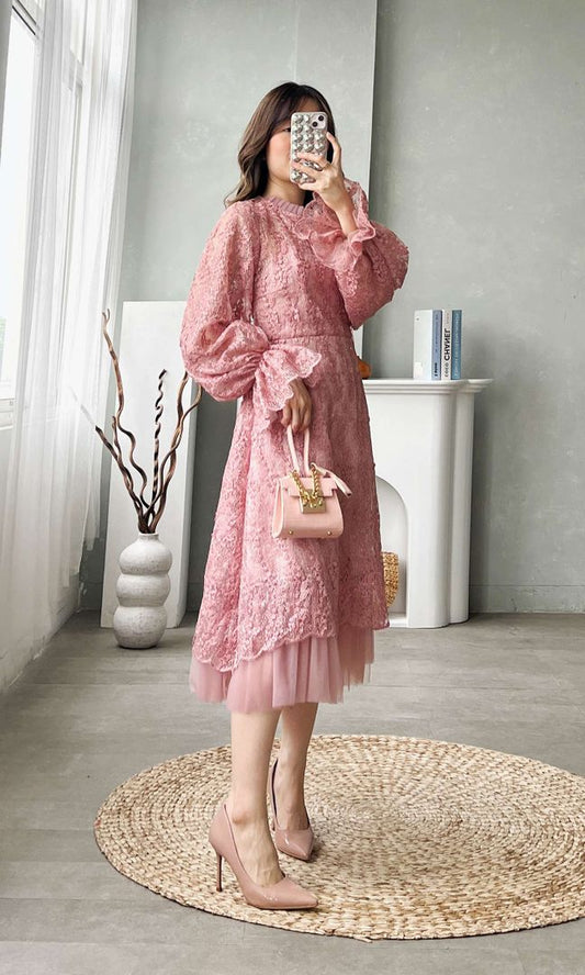 Hyacinth Dress in Pink