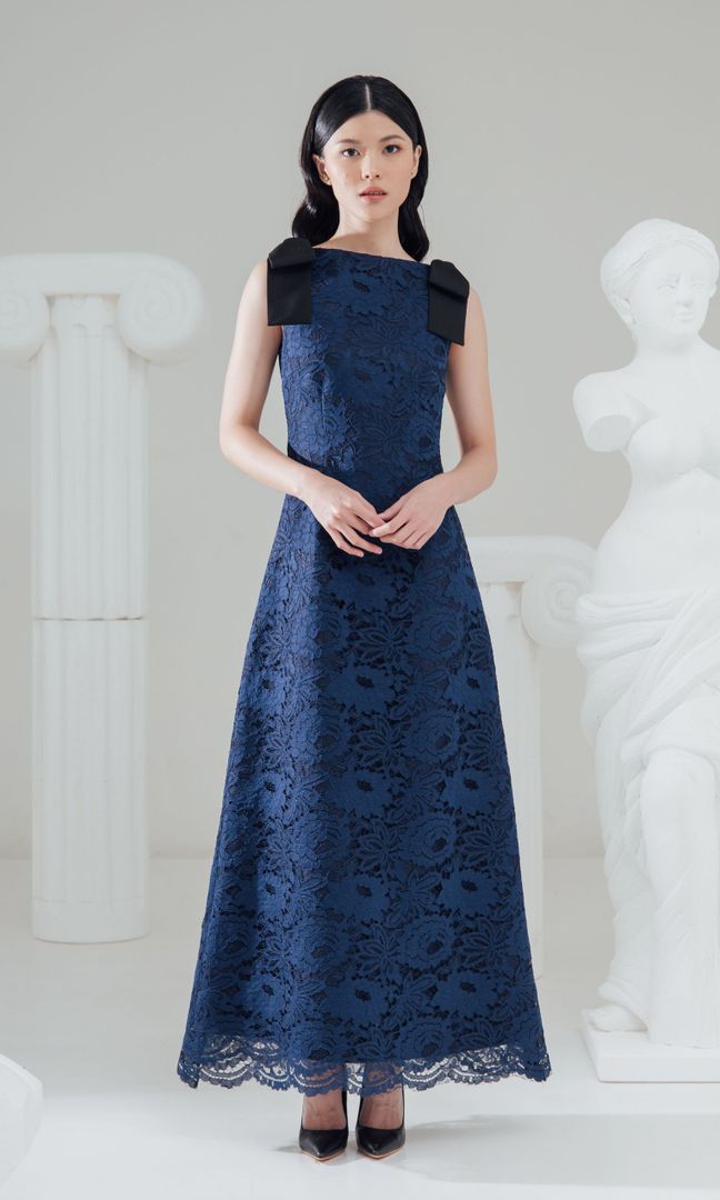 Maple Dress in Midnight Blue