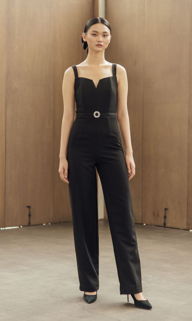 [READY STOCK] Vento Jumpsuit in Black